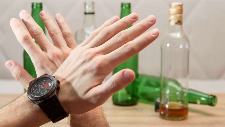 Avoid drinking alcohol when taking antibiotics